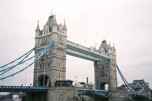 早安心语:昨天的太阳,晒不干今天的衣裳 (1)